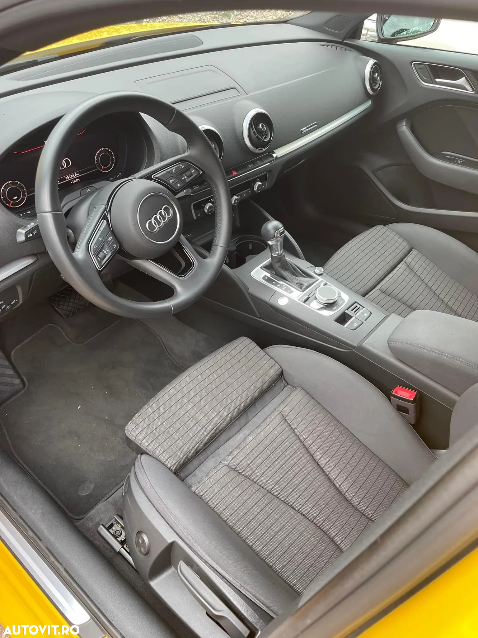 Audi A3 1.6 TDI S tronic Sport - 7