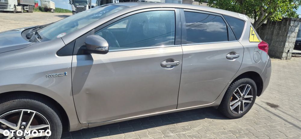 Toyota Auris Hybrid 135 Comfort - 10