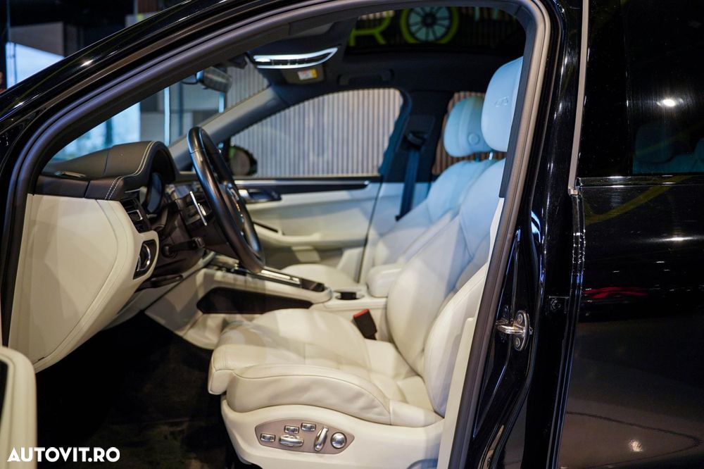Porsche Macan - 5