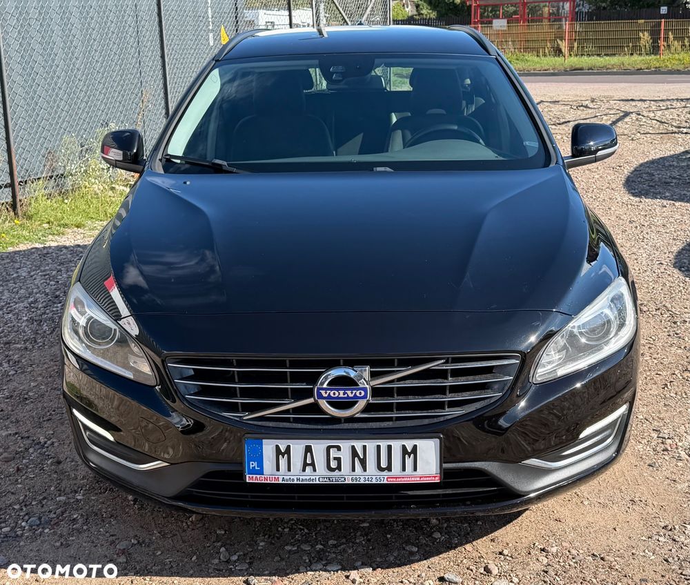 Volvo V60 D4 Drive-E Momentum - 36