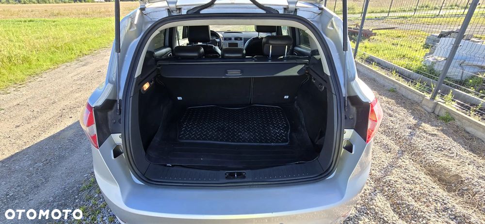 Ford Kuga 2.0 TDCi Individual - 4
