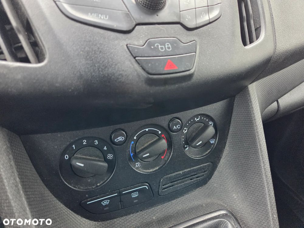 Ford Transit Connect - 8