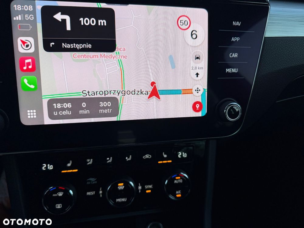 Skoda Superb 2.0 TDI SCR Ambition - 35