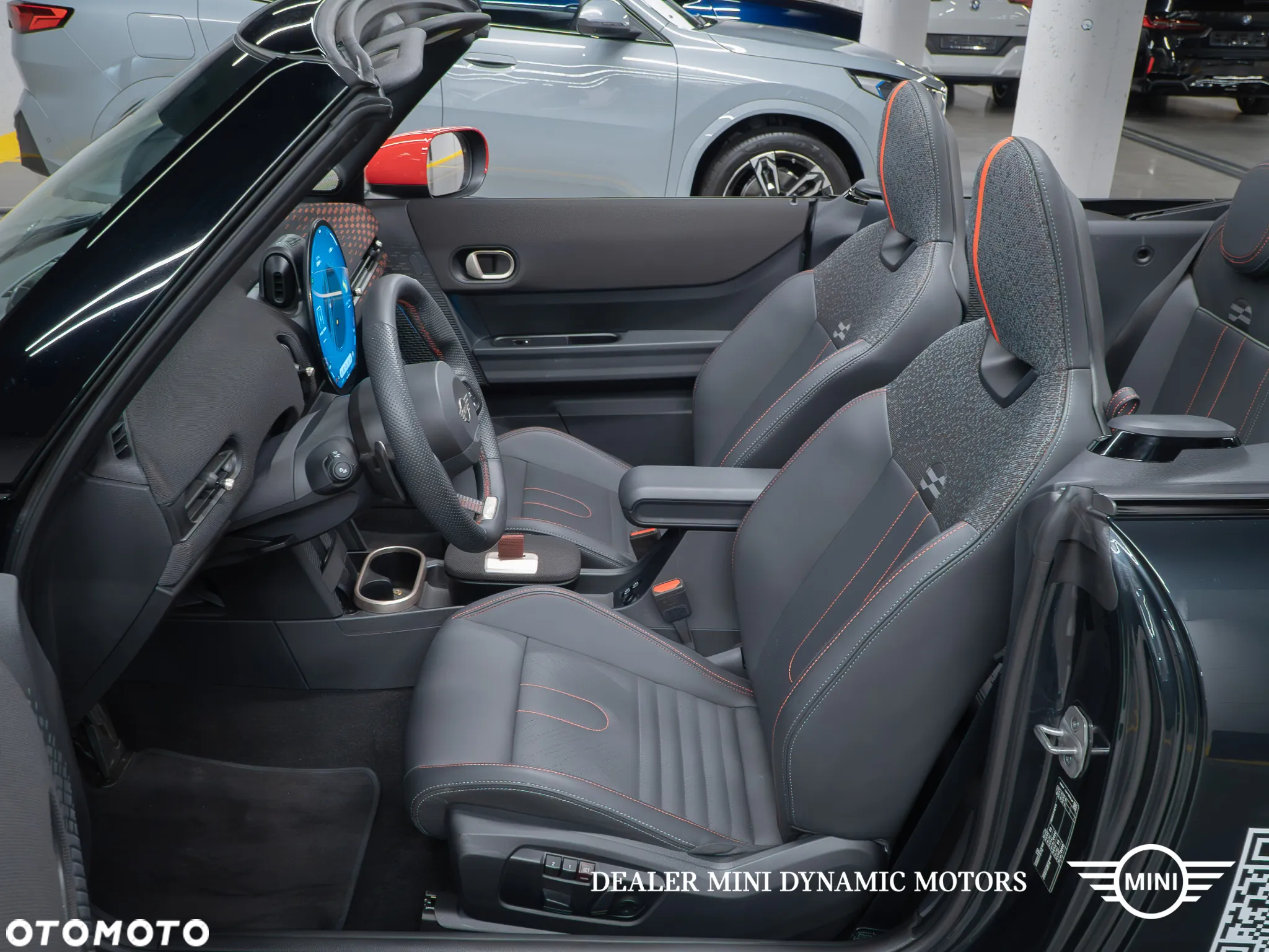 MINI John Cooper Works Cabrio - 16