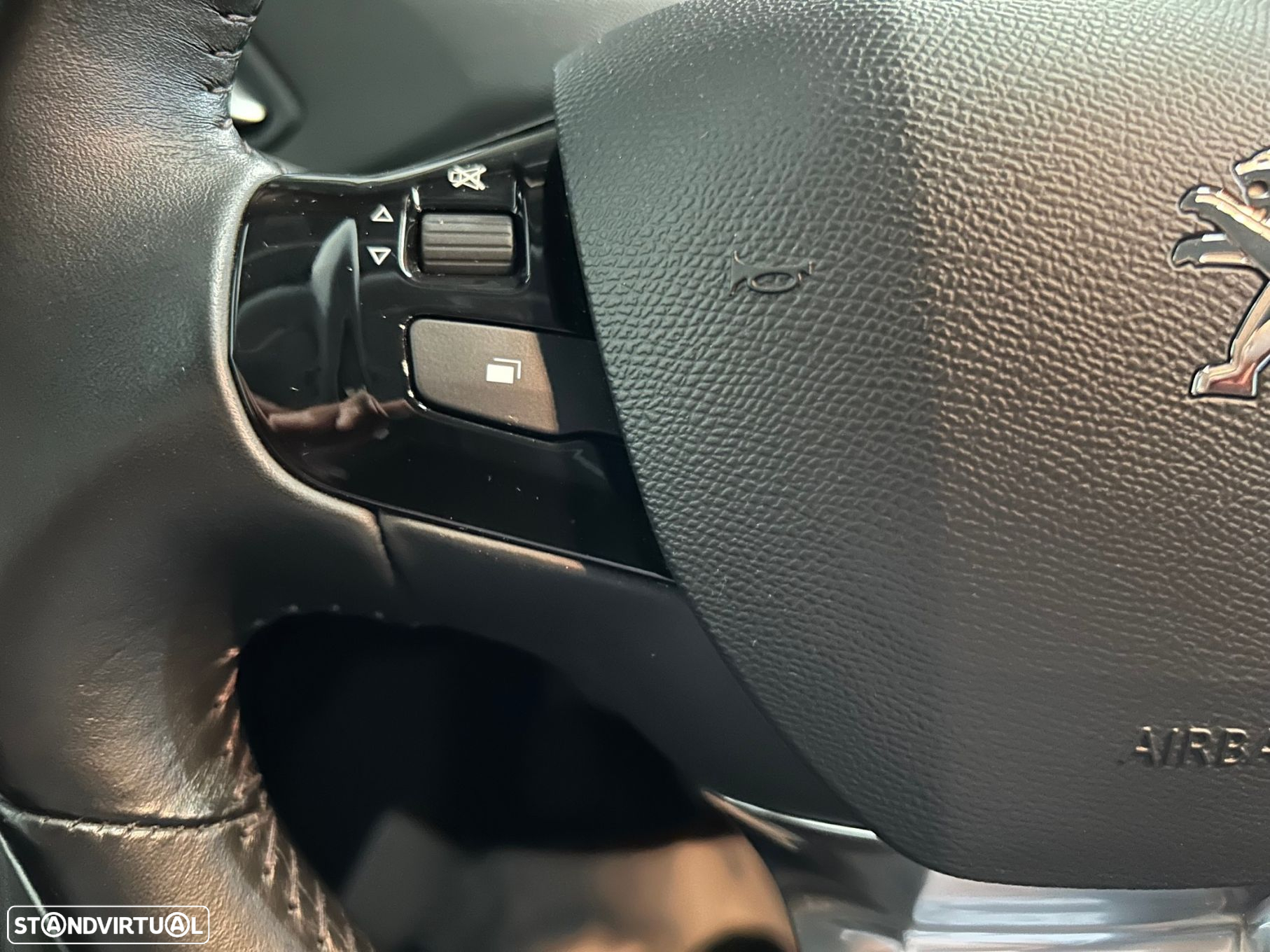 Peugeot 308 SW 1.2 PureTech Style - 33