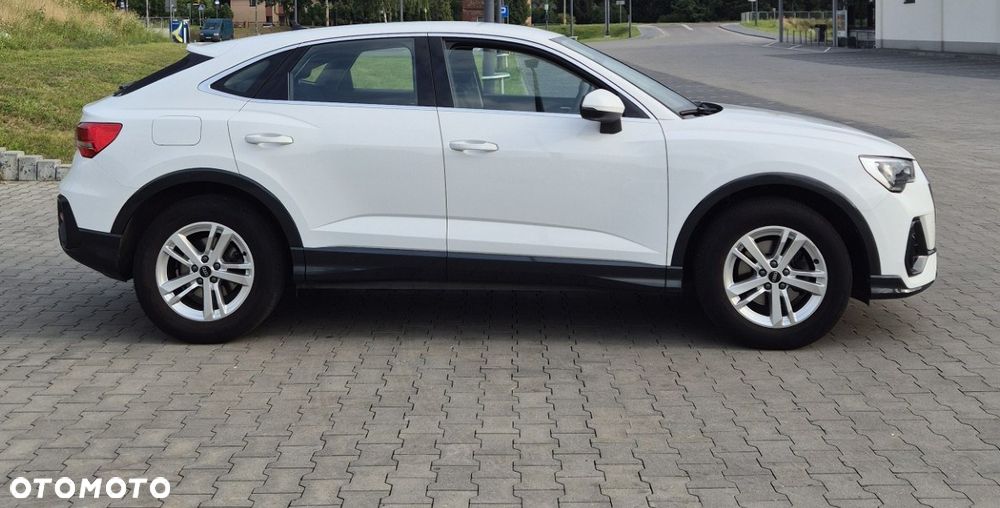 Audi Q3 35 TFSI S tronic - 3