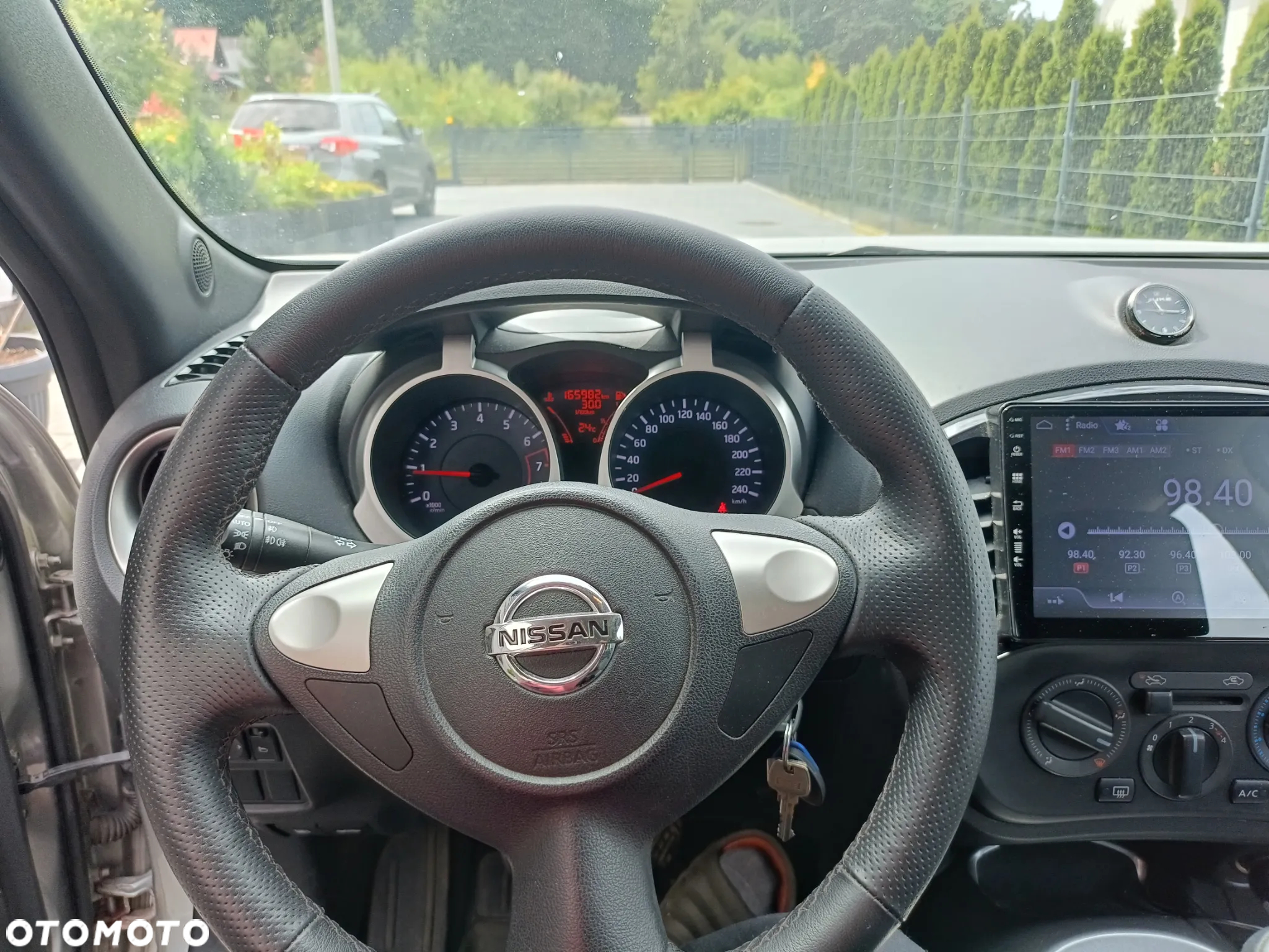 Nissan Juke 1.6 Visia - 4