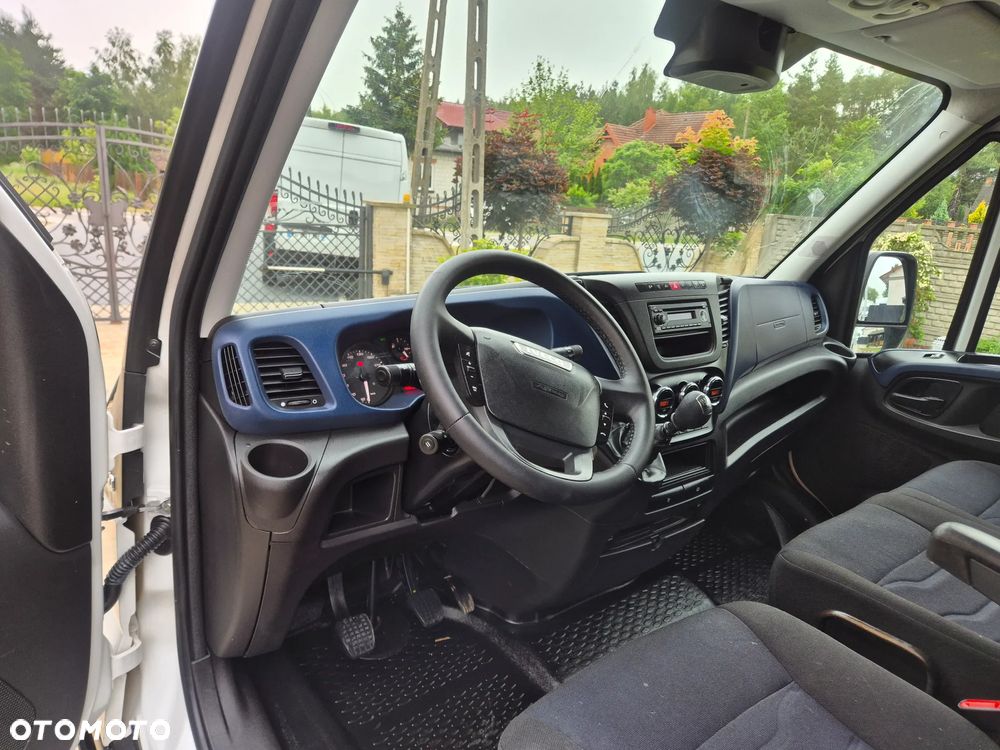 Iveco IVECO 40C15 BRYGADÓWKA KLIMATRONIK BAGAŻNIK TEMPOMAT - 24