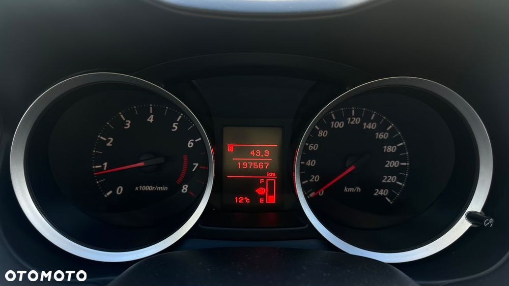 Mitsubishi Lancer 1.6 Invite - 32