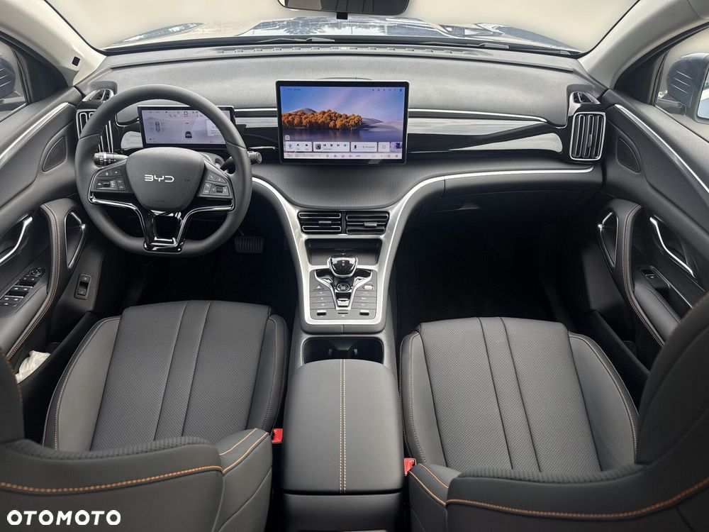 BYD Sealion 5 - 11