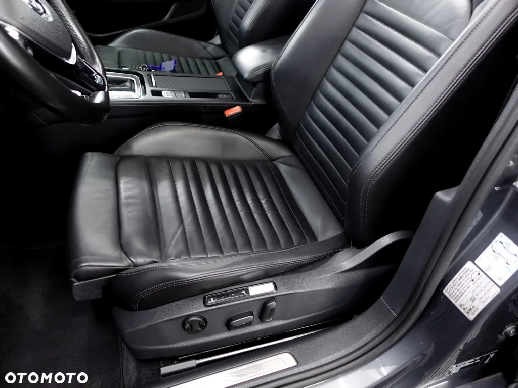 Volkswagen Passat 2.0 TDI BMT Highline DSG - 16
