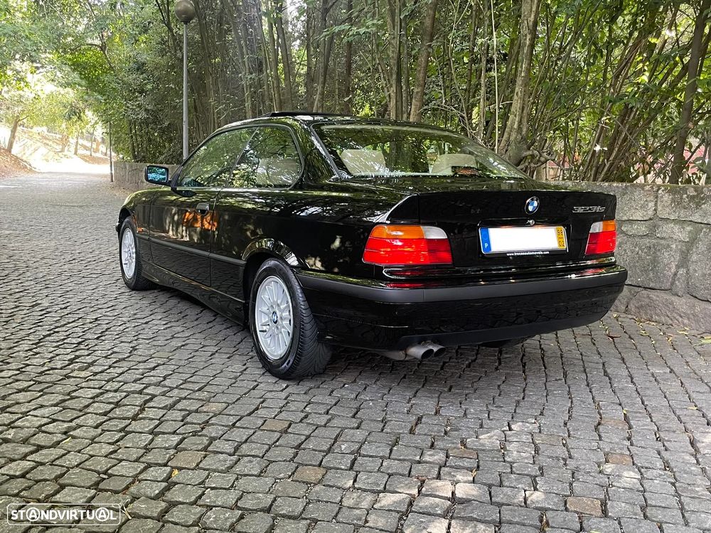 BMW 323 - 54