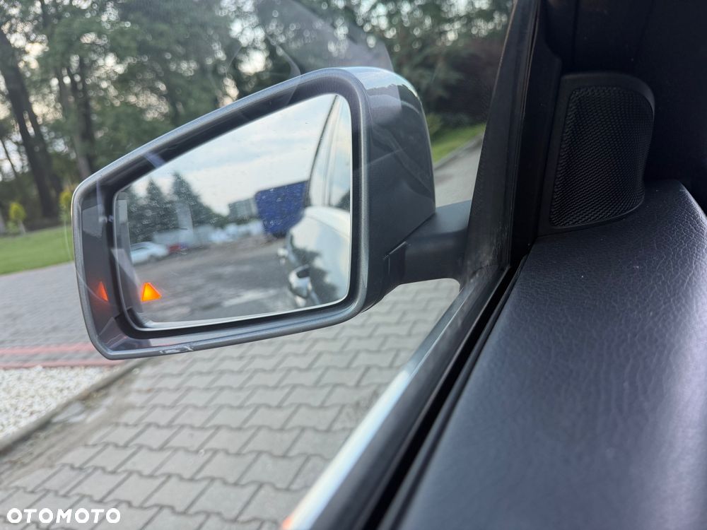 Mercedes-Benz CLA 250 7G-DCT - 20