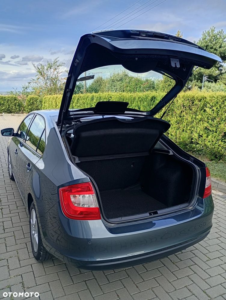 Skoda RAPID 1.2 TSI Ambition - 18