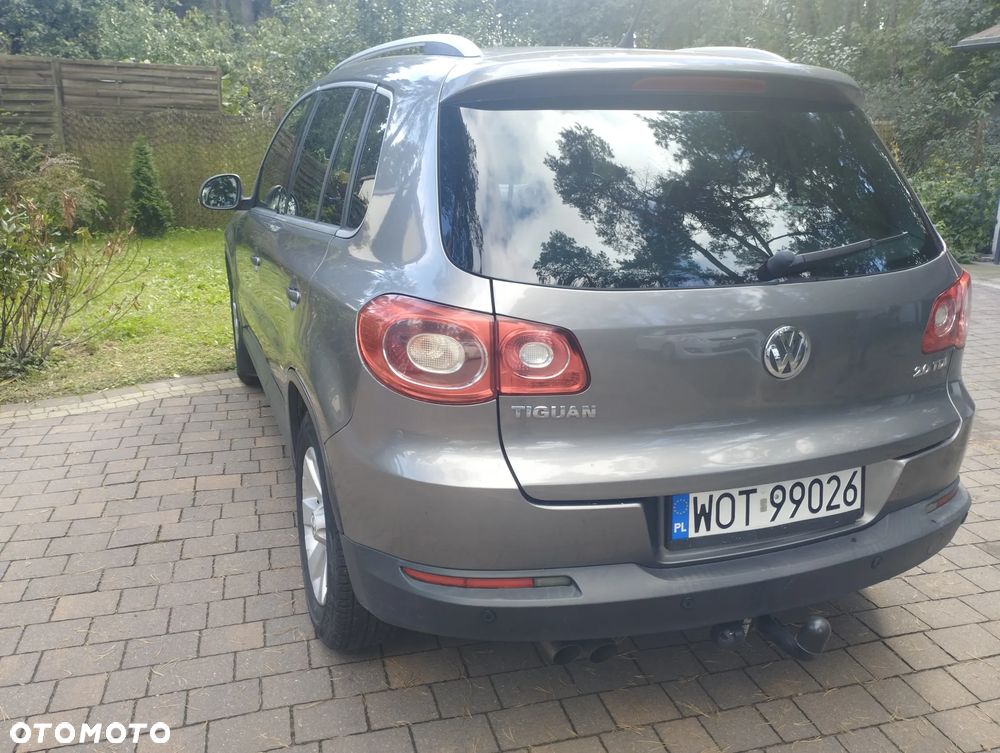 Volkswagen Tiguan 2010 photo 2