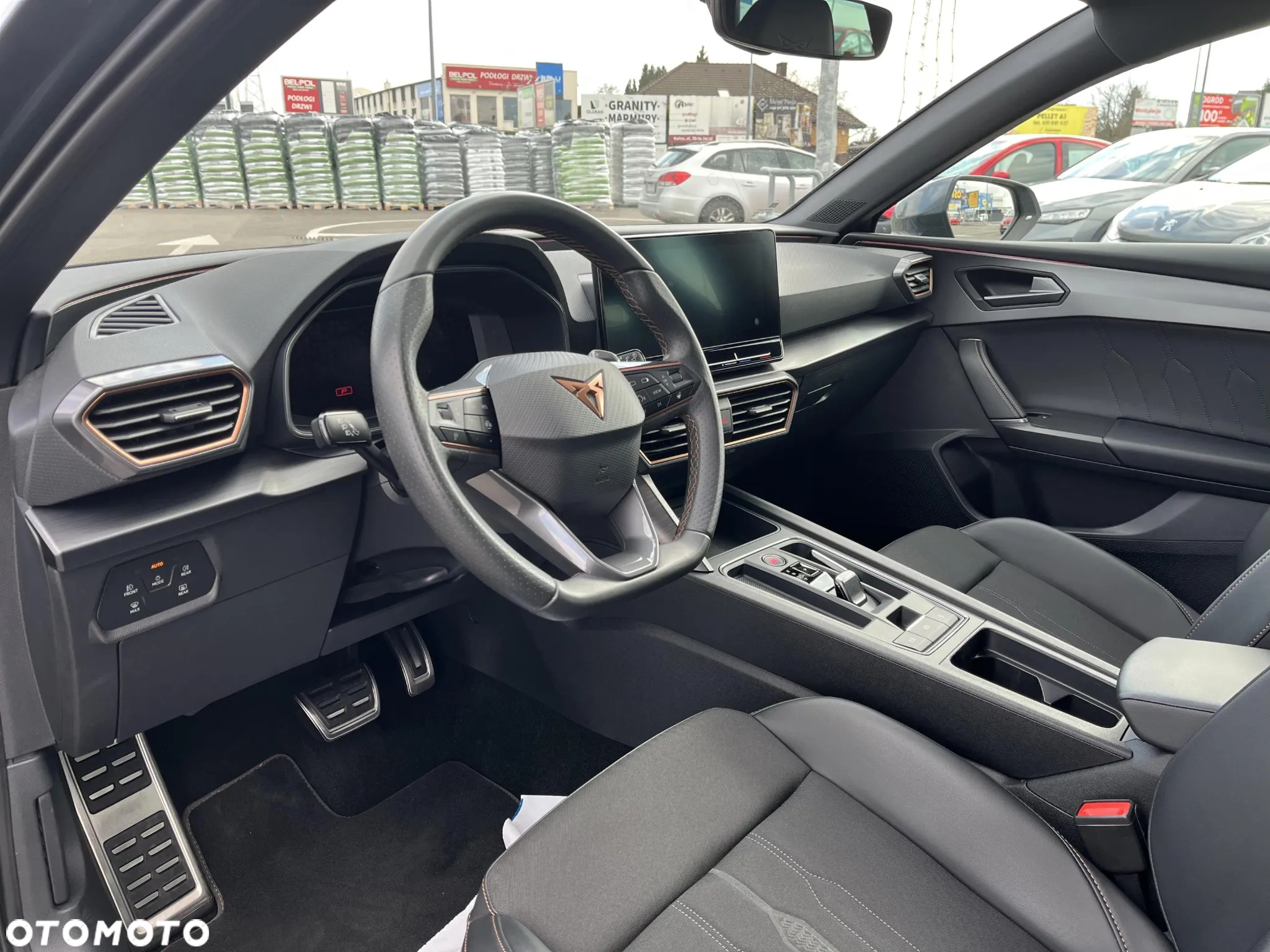 Cupra Leon 2.0 TSI VZ DSG - 9
