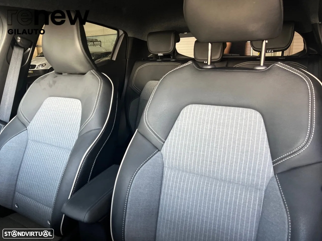 Renault Clio 1.0 TCe Evolution - 24