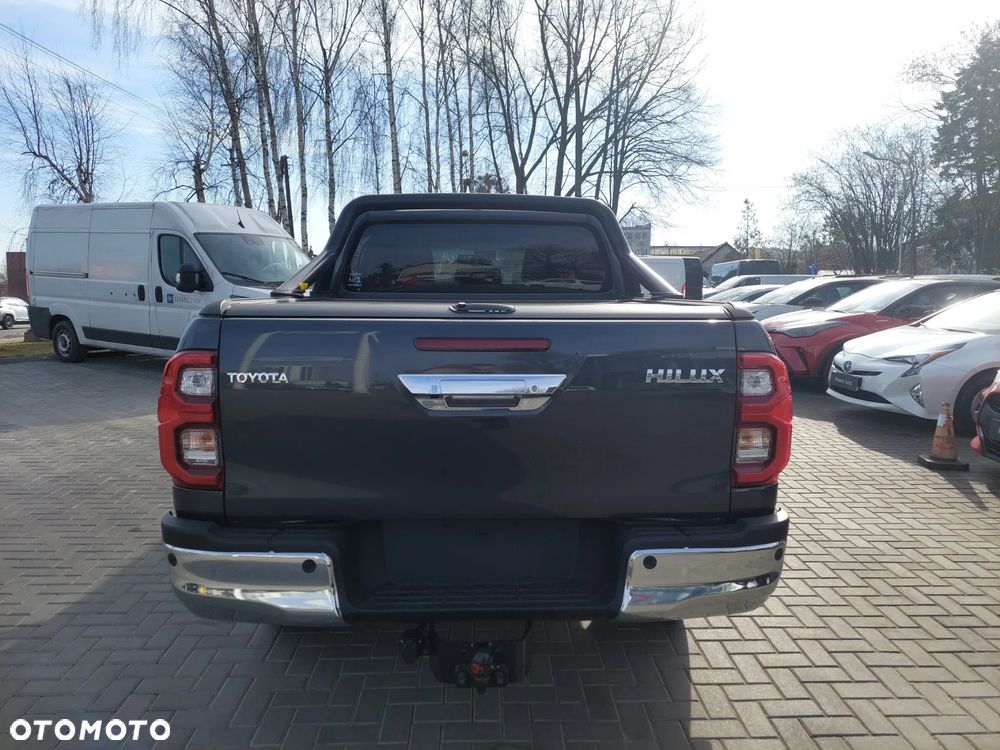 Toyota Hilux 2.8 D-4D mHEV Double Cab Executive 4x4 - 5