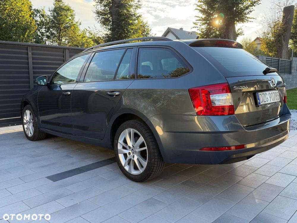 Skoda Octavia 1.8 TSI DSG Style - 27