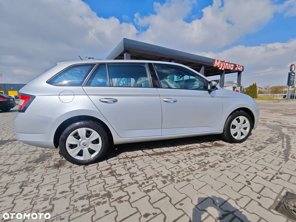 Skoda Fabia 1.4 TDI Ambition DSG - 2