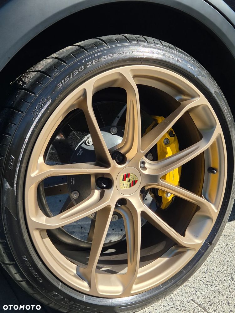 Porsche Cayenne Turbo GT - 16