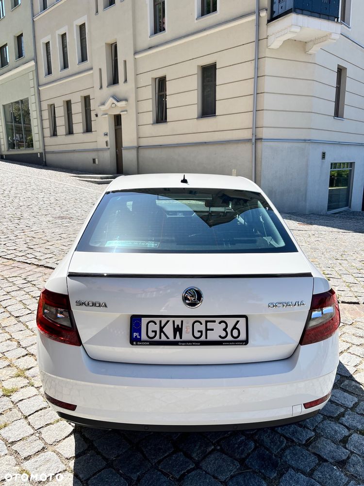 Skoda Octavia 1.5 TSI e-Tec Ambition DSG - 4