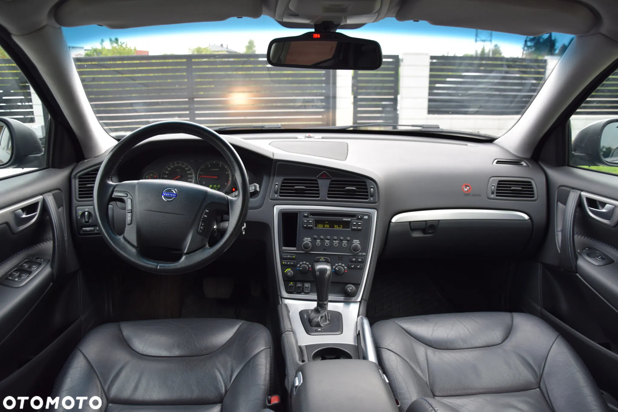 Volvo XC 70 D5 AWD Momentum - 8