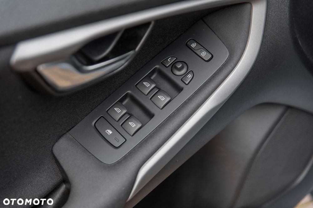 Volvo V40 T2 Drive-E Kinetic - 15