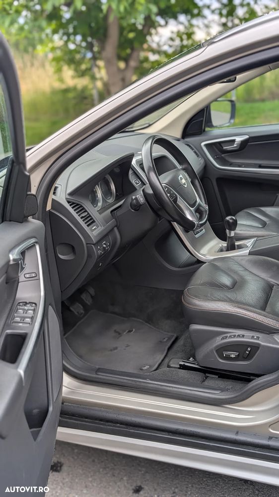 Volvo XC 60 D4 Start-Stop Summum - 12