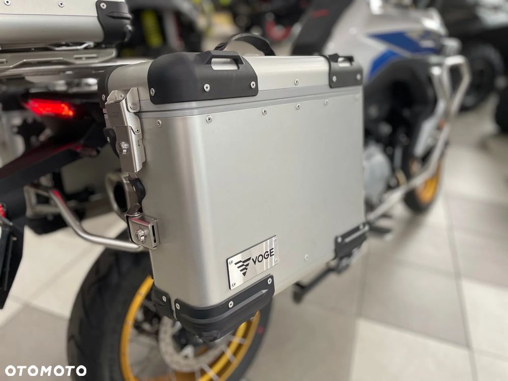 VOGE 900DSX - 9