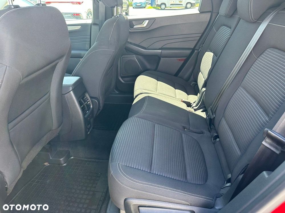 Ford Kuga 2.5 FHEV FWD Titanium eCVT - 13