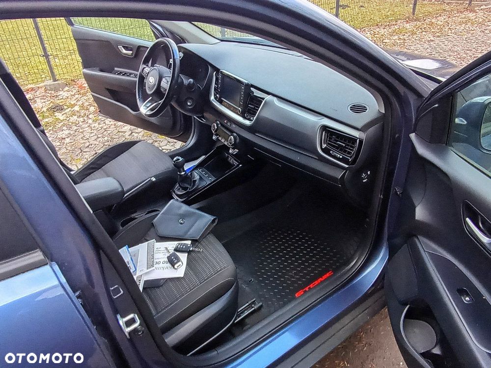 Kia Stonic - 22