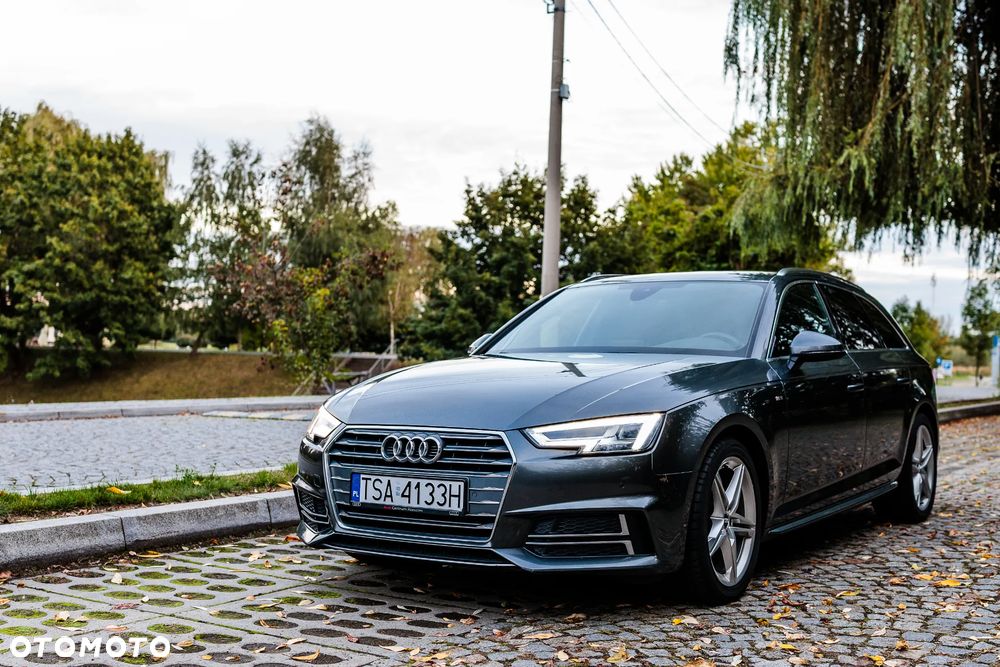 Audi A4 - 1