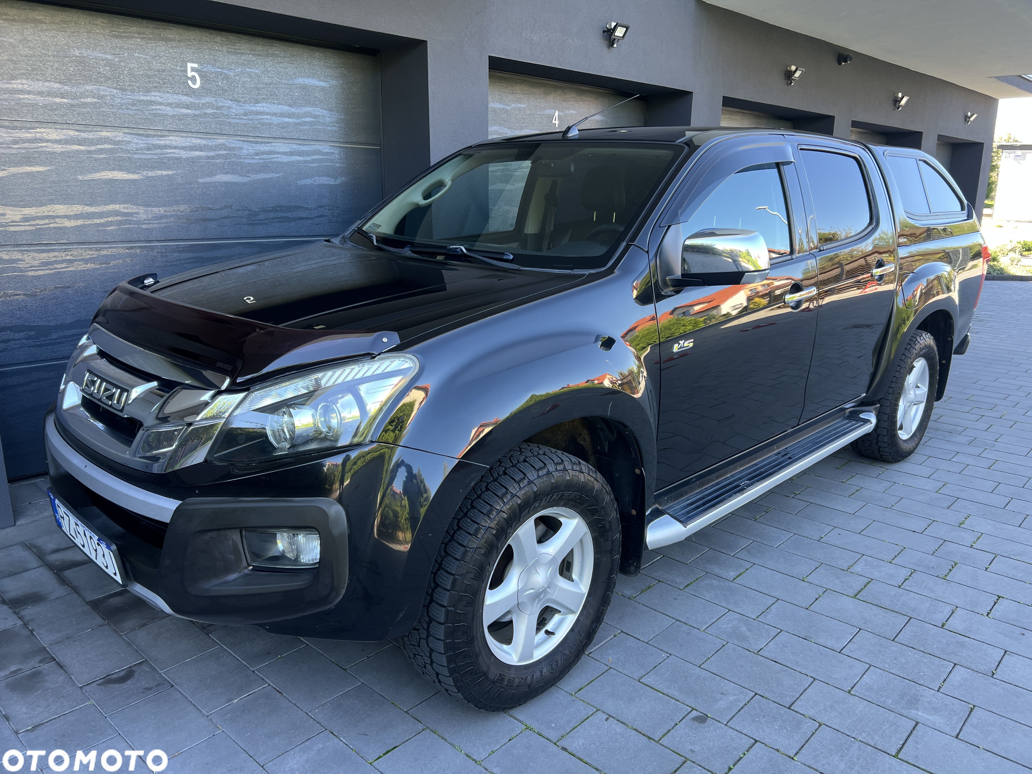Isuzu D-Max 2.5 EC LS+ - 1