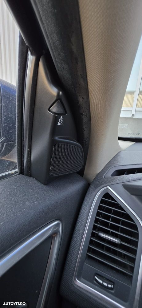 Volvo XC 60 - 6