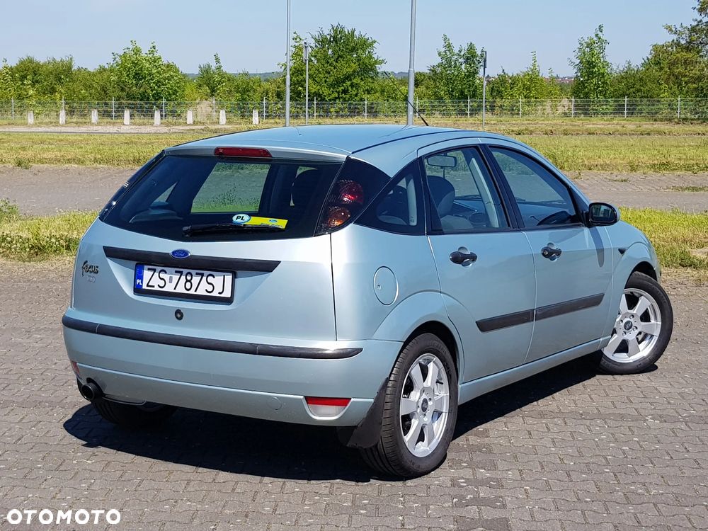 Ford Focus 1.6 X100 - 5