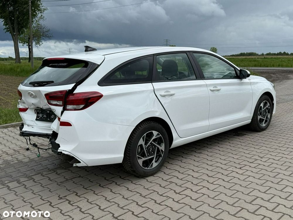 Hyundai i30 1.5 T-GDI 48V Smart - 5