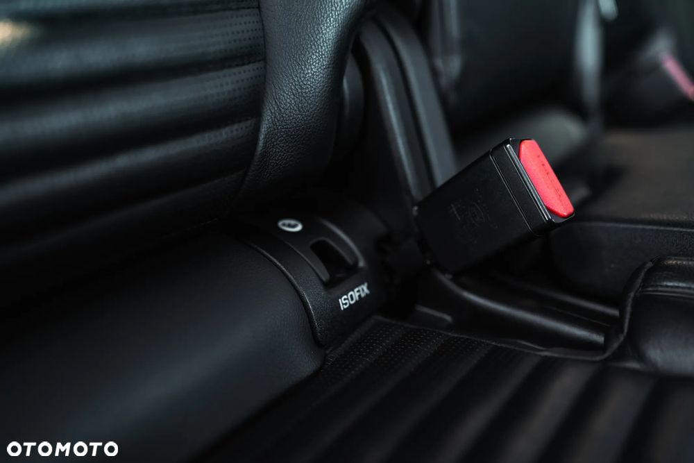 Land Rover Discovery Sport - 24