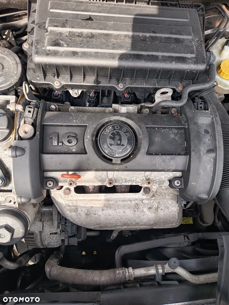 Skoda Fabia 1.6 16V Style - 20