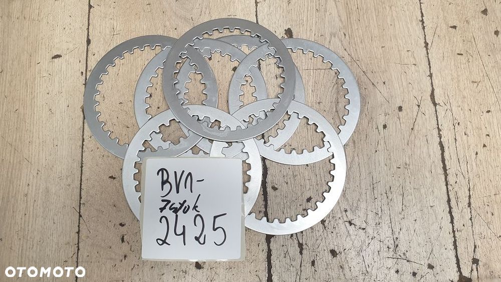 Przekładki sprzęgła W650 VN750 GPZ750 VN800 W800 VN900 GPZ900  13089-027