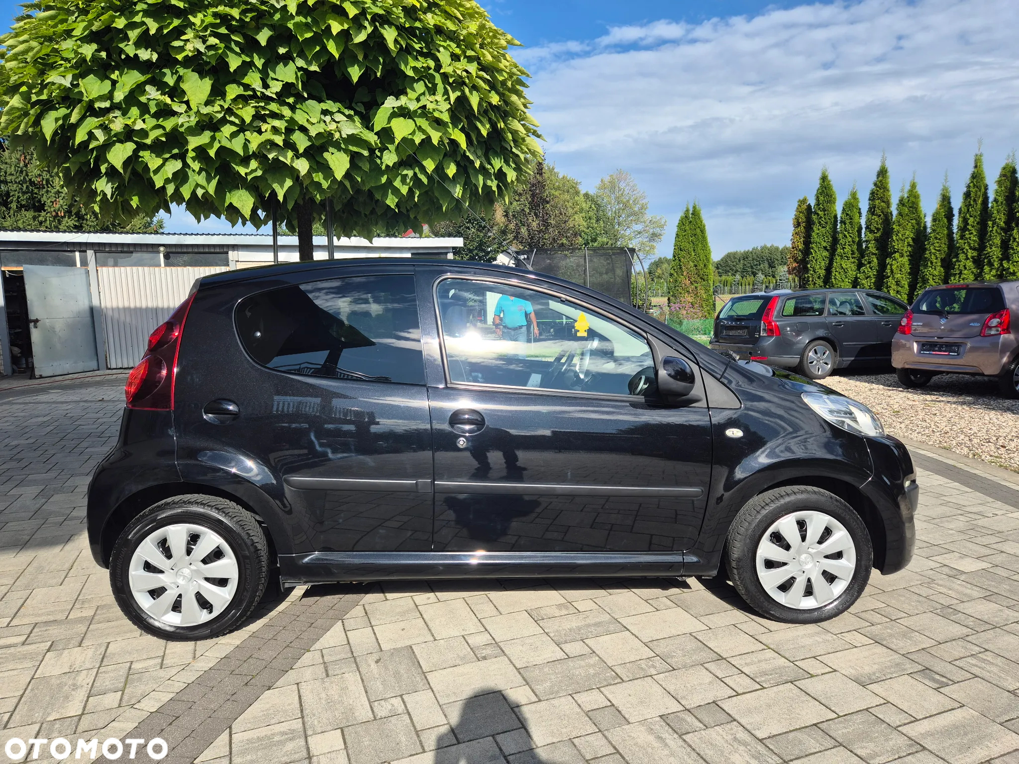 Peugeot 107 - 12