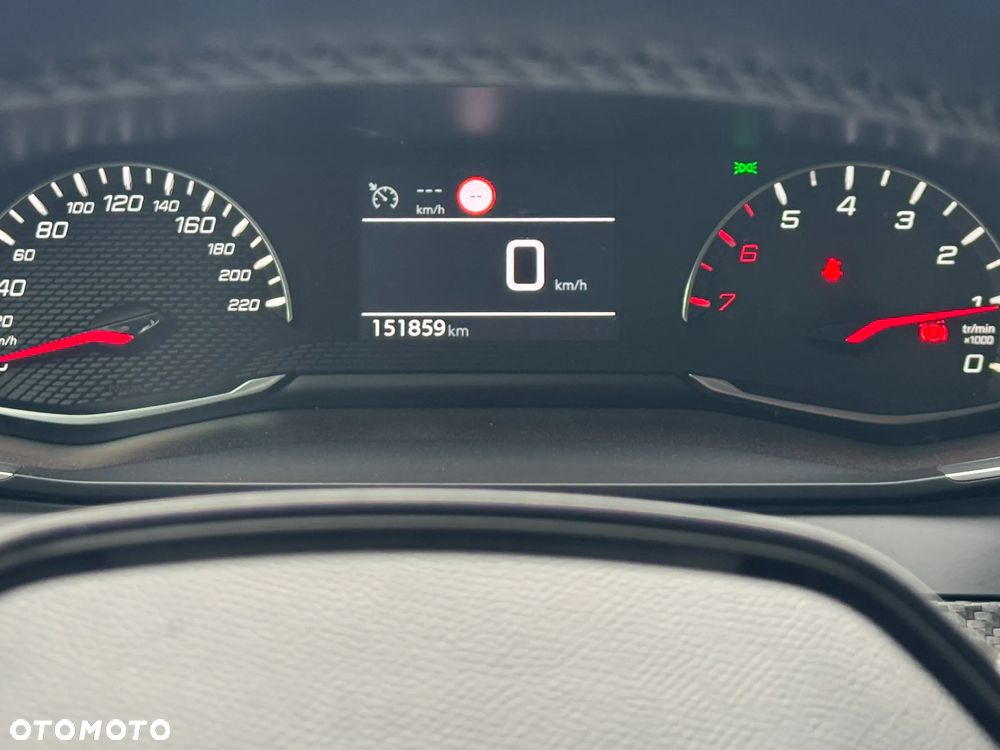Peugeot 2008 PureTech 100 Stop&Start Allure Pack - 28
