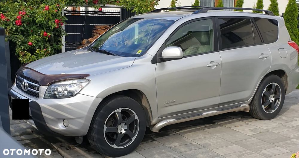Toyota RAV4 - 30