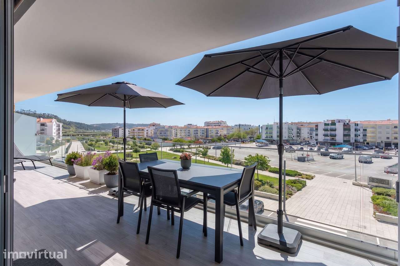 Apartamento Novo no Centro da Nazaré com Piscina, Garagem e Varandas A - Grande imagem: 2/35