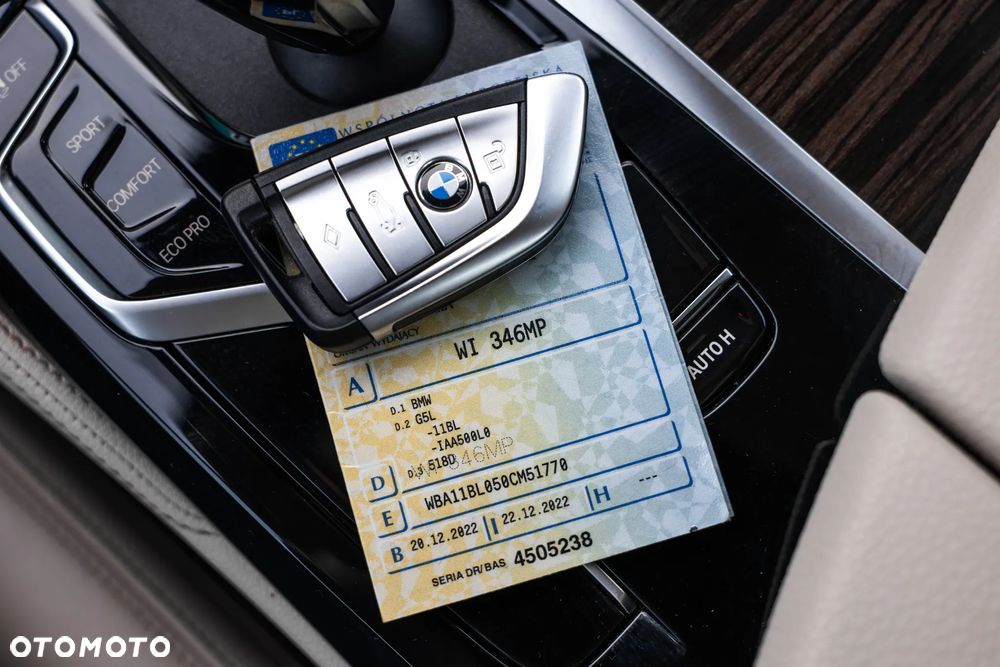 BMW Seria 5 518d mHEV Luxury Line - 40