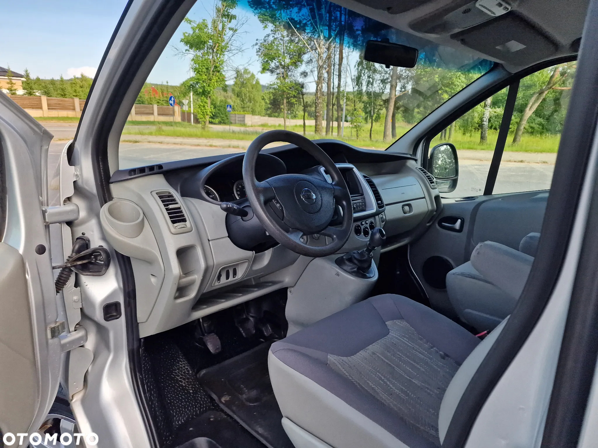 Renault Trafic - 16
