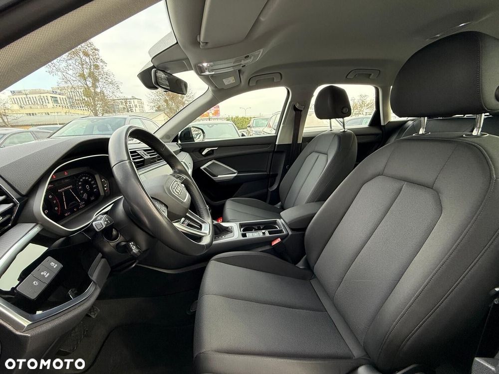 Audi Q3 - 17