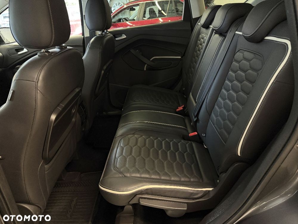 Ford Kuga 2.0 TDCi 4x4 Vignale - 23