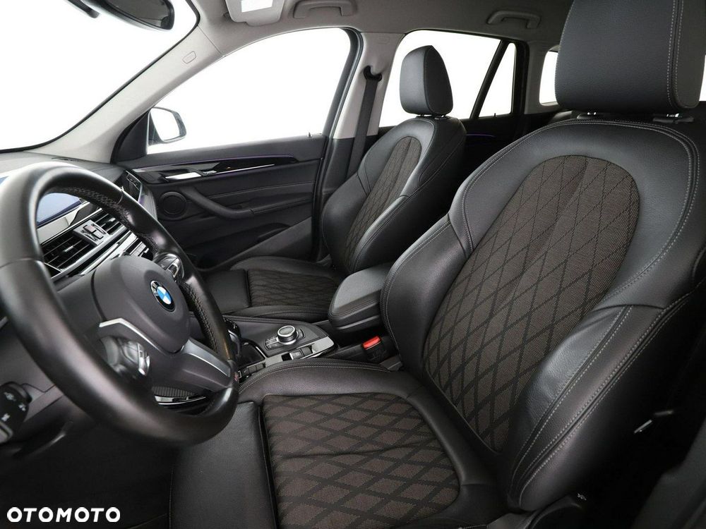 BMW X1 sDrive20d xLine - 14