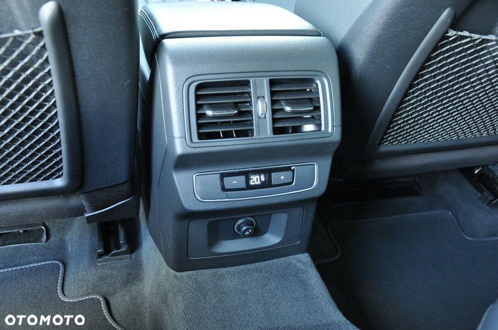 Audi Q5 50 TFSI e Quattro S Line S tronic - 31